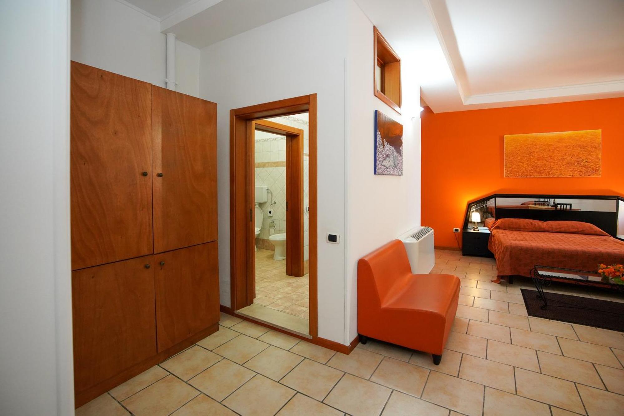 Residence Lupiae Lecce Esterno foto