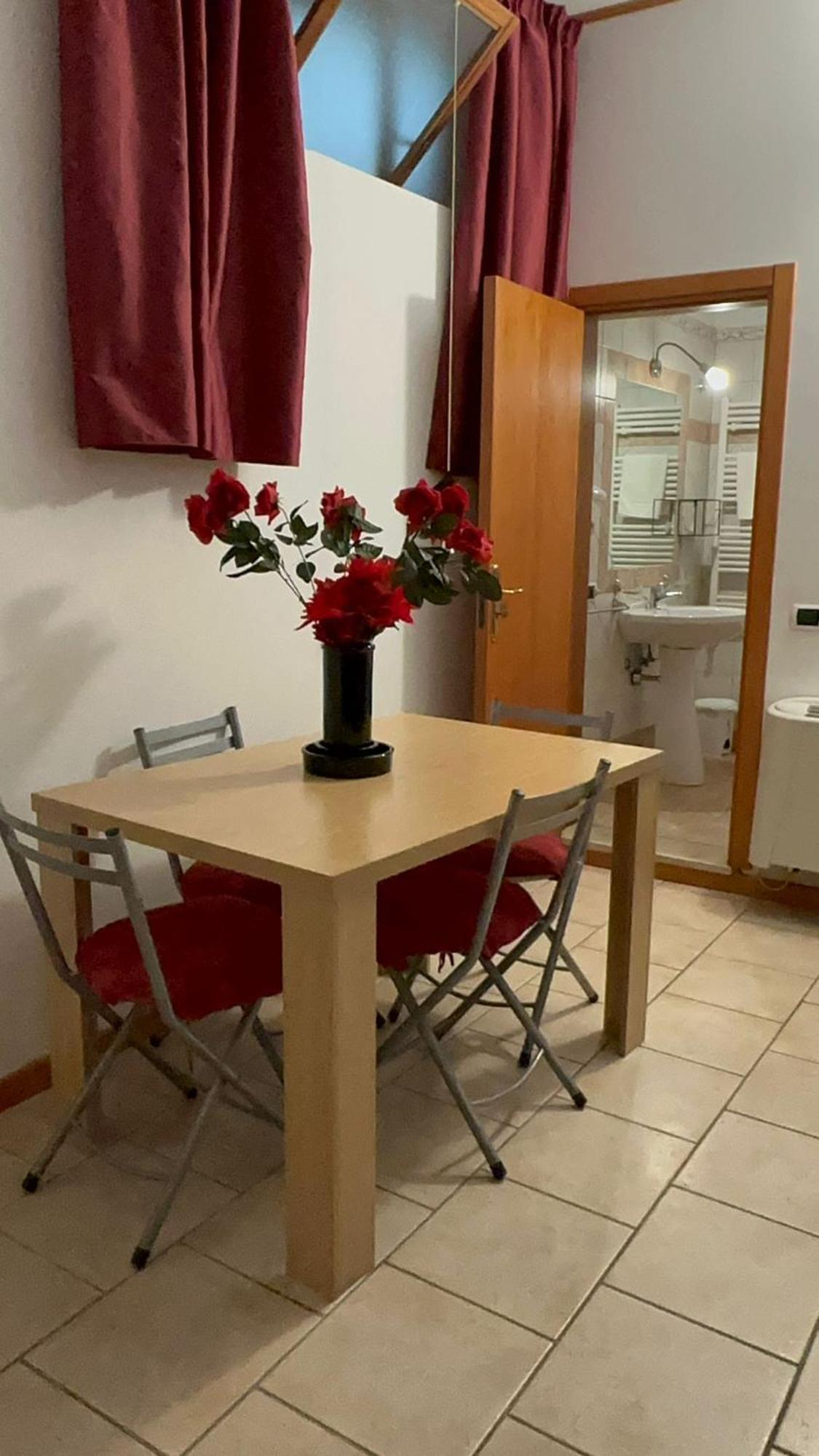 Residence Lupiae Lecce Esterno foto