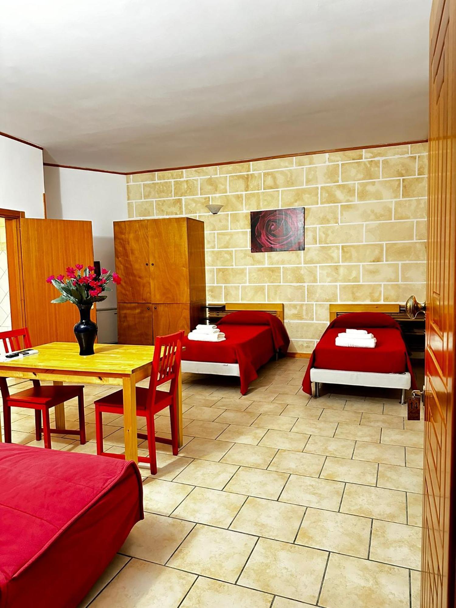 Residence Lupiae Lecce Esterno foto
